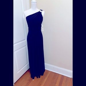 💕Auth💕NWT Nine West Navy Blue One Shoulder Eclipse Dress
Size 2